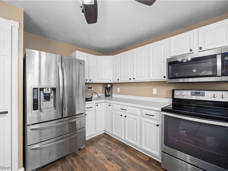 9742 Firestone Road, Homerville, OH 44235 Photo 14