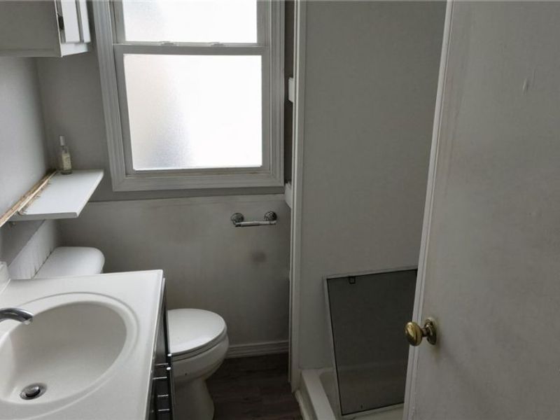 8162 Russell Lane, Cleveland, OH 44144 Photo 3