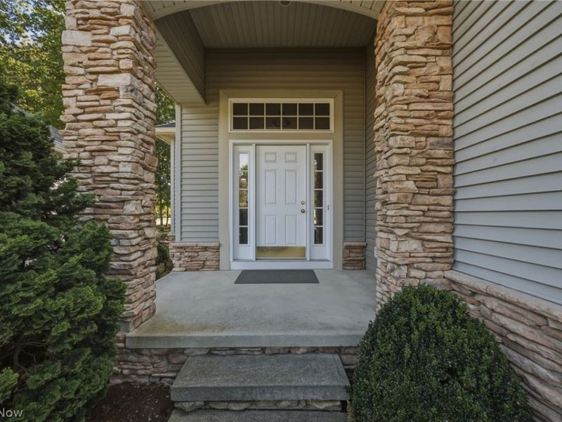 11321 S Forest Drive, Concord Township, OH 44077 Photo 2