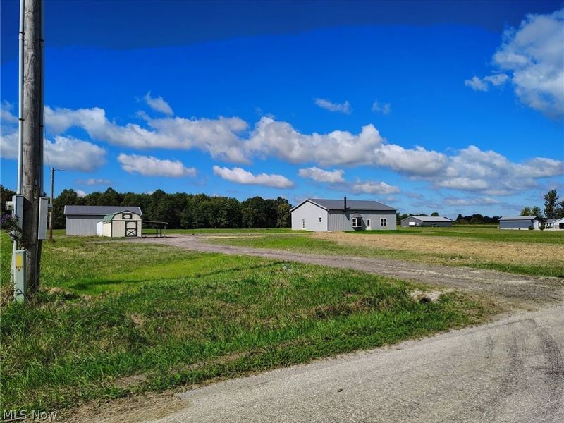 290 Township Road 581, Sullivan, OH 44880 Photo 2