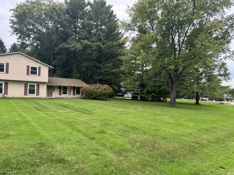 1186 Sheerbrook Drive, Chagrin Falls, OH 44022 Photo 4