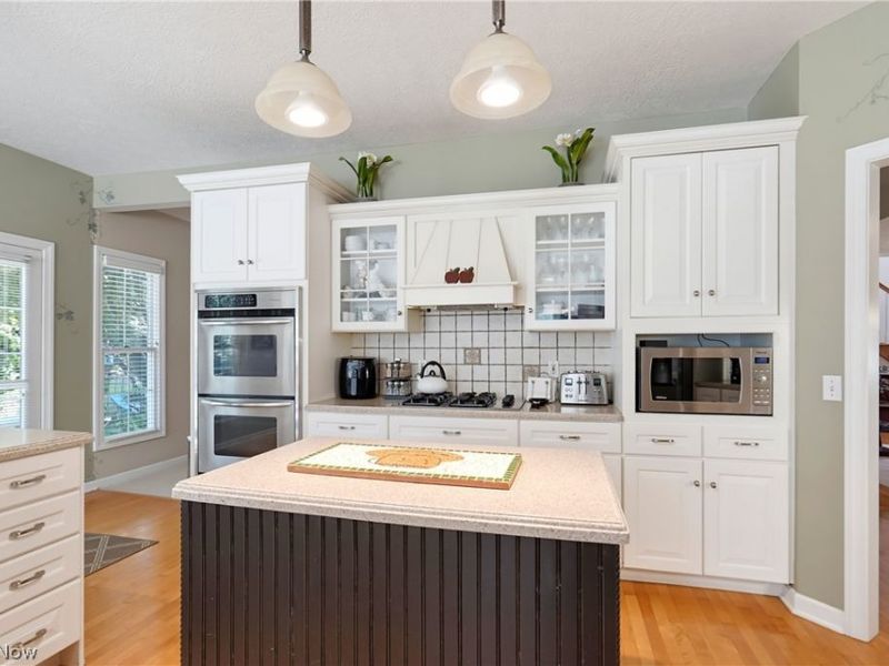 2918 Macduff Drive NW, North Canton, OH 44720 Photo 15