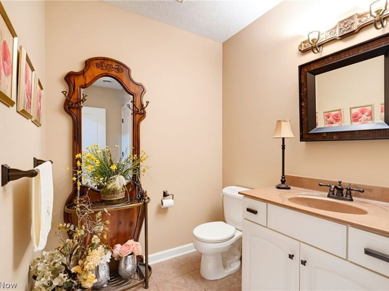 2918 Macduff Drive NW, North Canton, OH 44720 Photo 41