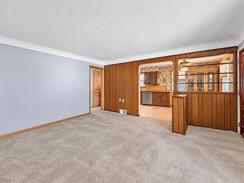 6009 Biddulph Road, Brooklyn, OH 44144 Photo 3