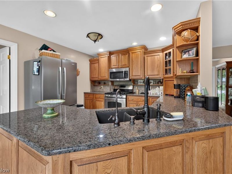 1443 Wilkshire Circle SW, North Canton, OH 44720 Photo 12