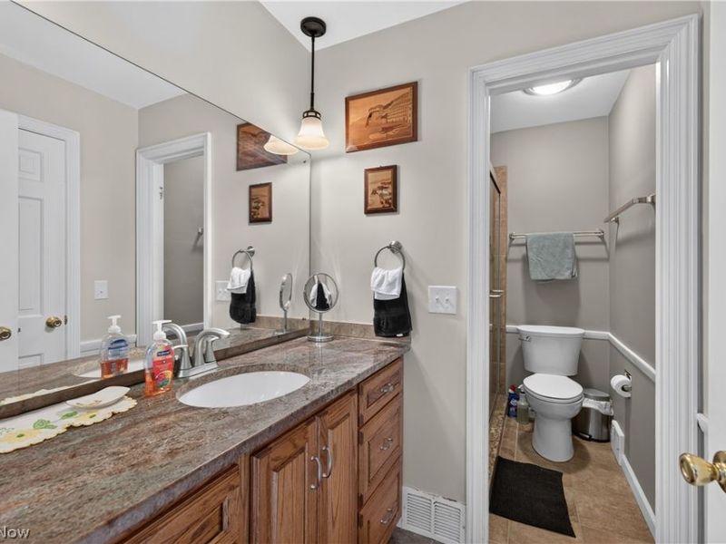 1443 Wilkshire Circle SW, North Canton, OH 44720 Photo 20