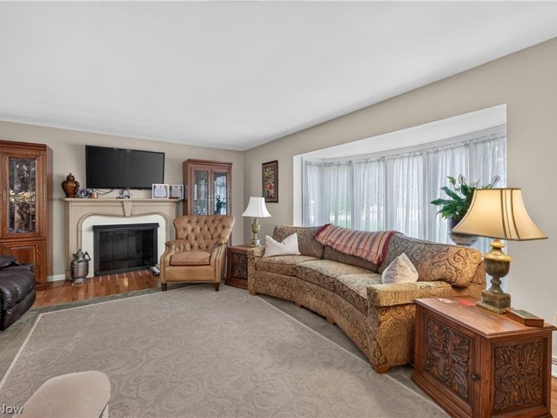 1443 Wilkshire Circle SW, North Canton, OH 44720 Photo 7