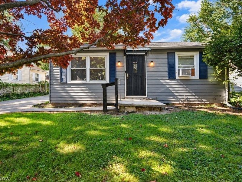 1136 Grand Avenue, Madison, OH 44057 Photo 2