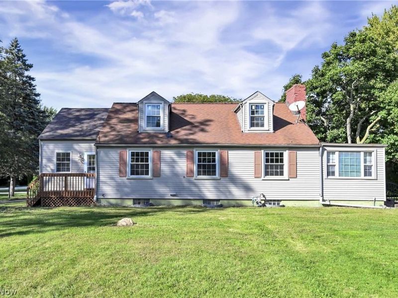 9327 Lake Shore Boulevard, Mentor, OH 44060 Photo 2