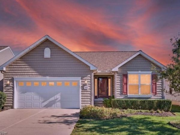 4843 Meadow Lark Drive, Lorain, OH 44053