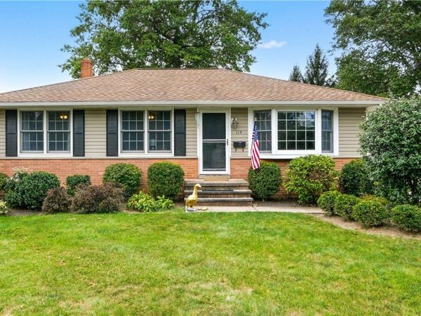 114 S Point Drive, Avon Lake, OH 44012