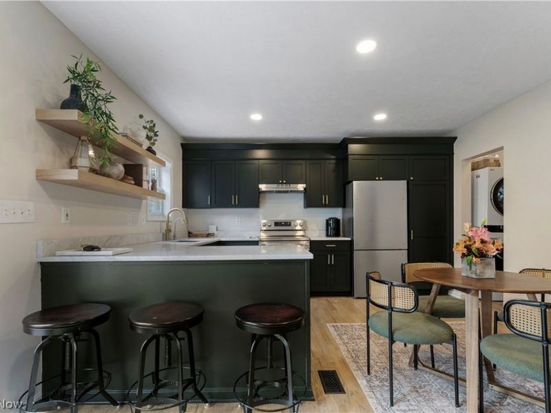 2581 W 11th Street, Cleveland, OH 44113 Photo 18