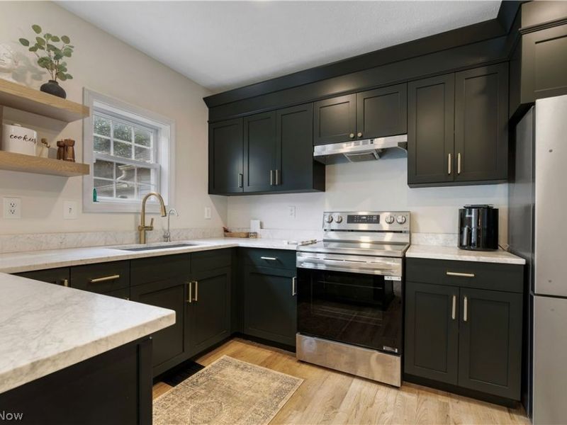 2581 W 11th Street, Cleveland, OH 44113 Photo 21