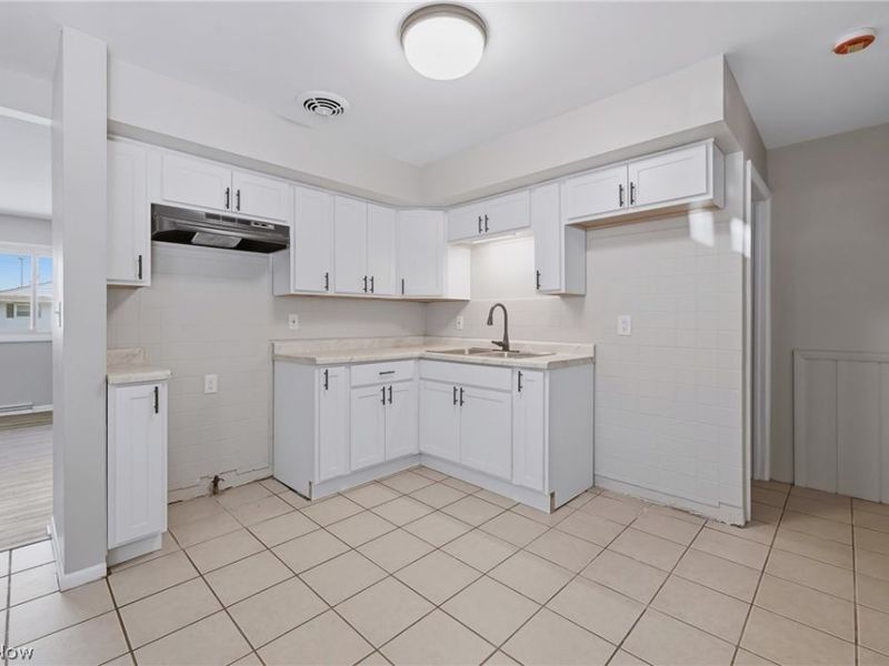 1647 Southern Boulevard NW, Warren, OH 44485 Photo 10