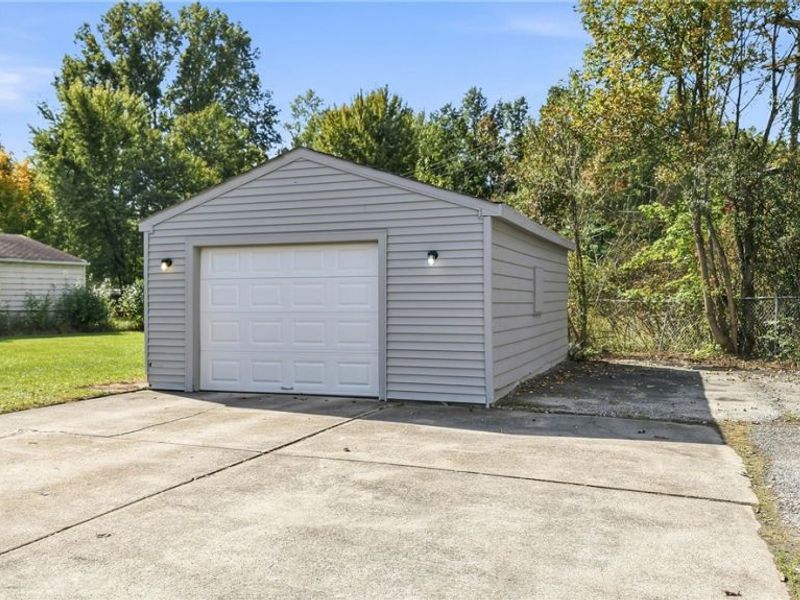 1647 Southern Boulevard NW, Warren, OH 44485 Photo 29
