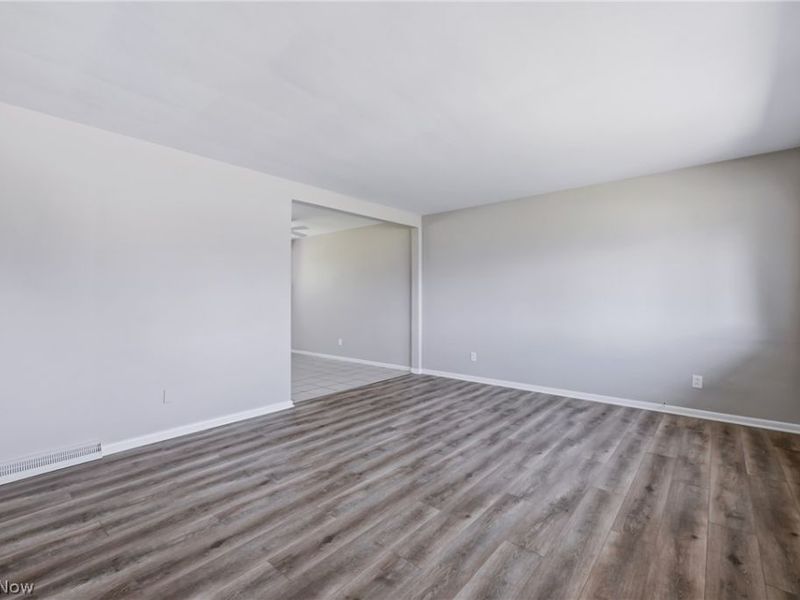 1647 Southern Boulevard NW, Warren, OH 44485 Photo 6