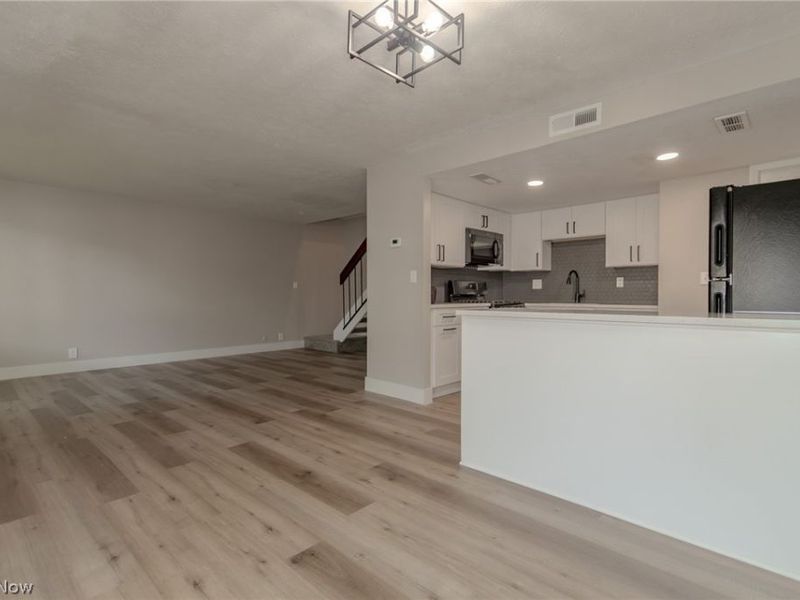 1651 Mentor Avenue, Unit 3407, Painesville, OH 44077 Photo 9
