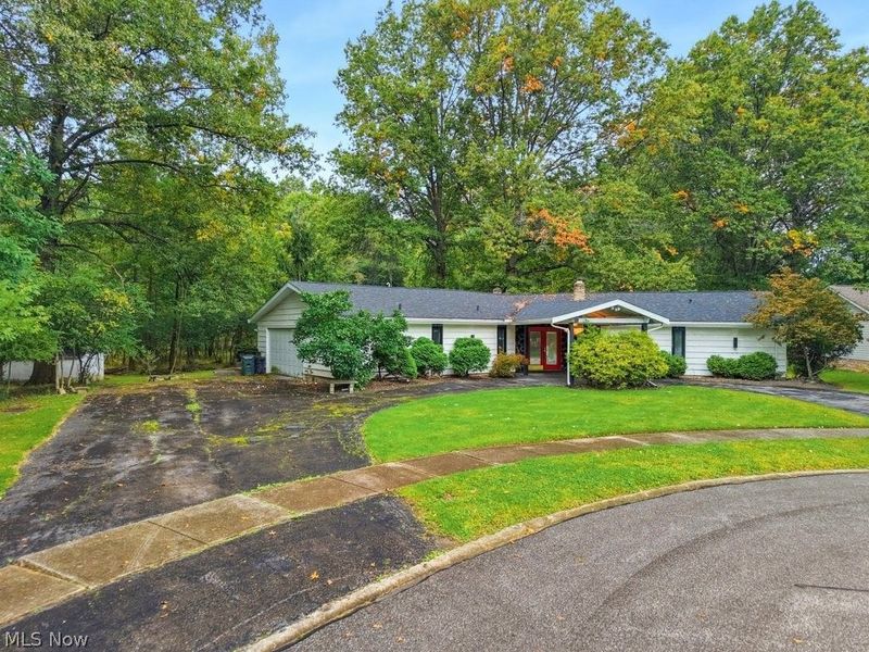 12402 Padua Drive E, North Royalton, OH 44133 Photo 3
