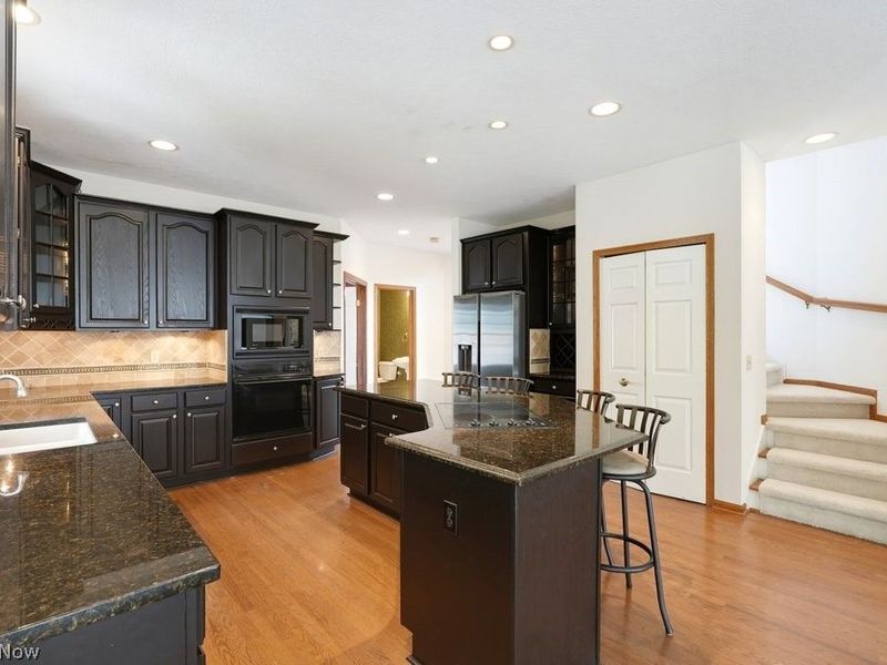 1541 Newton Pass, Broadview Heights, OH 44147 Photo 13