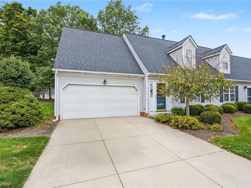 5074 Portland Cove, Stow, OH 44224 Photo 2