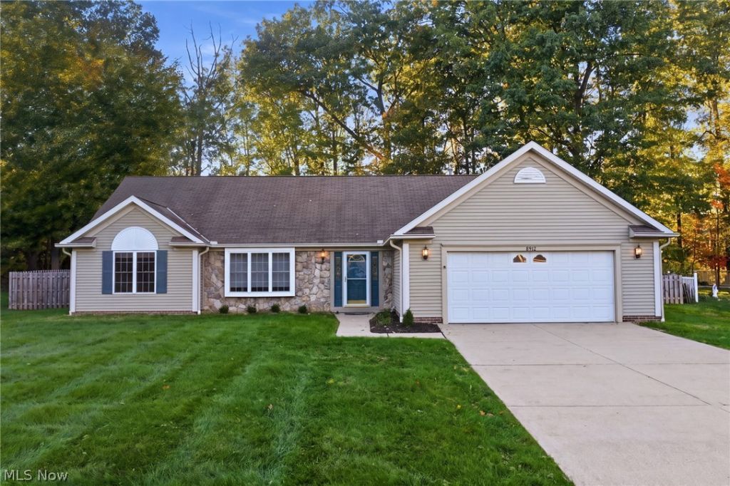 8912 Isabelle Lane, Macedonia, OH 44056