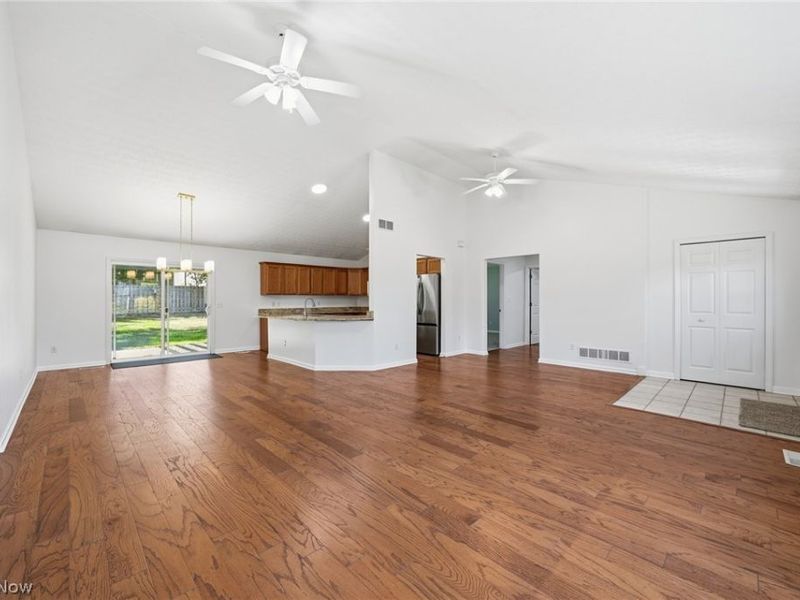 8912 Isabelle Lane, Macedonia, OH 44056 Photo 13