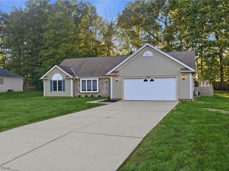 8912 Isabelle Lane, Macedonia, OH 44056 Photo 3