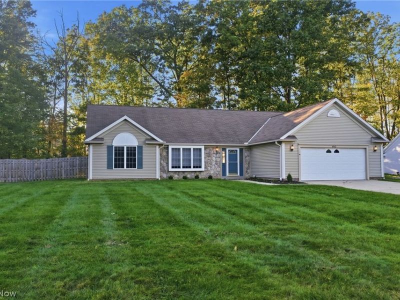 8912 Isabelle Lane, Macedonia, OH 44056 Photo 4