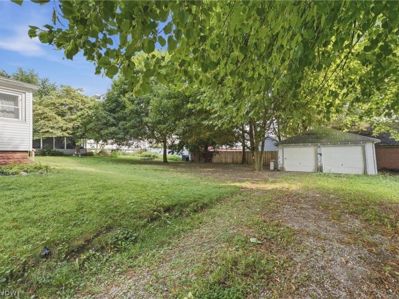 284 E Park Avenue, Barberton, OH 44203 Photo 8