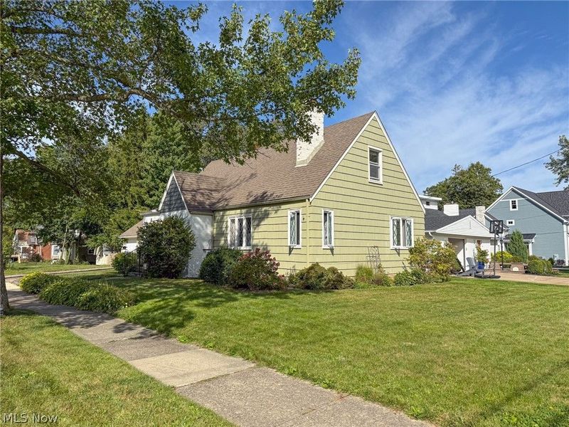 434 Glen Park Drive, Bay Village, OH 44140 Photo 3