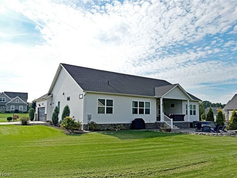 490 Byberry Drive NE, Hartville, OH 44632 Photo 46