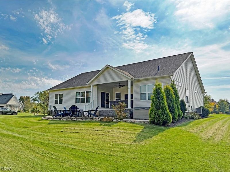 490 Byberry Drive NE, Hartville, OH 44632 Photo 48