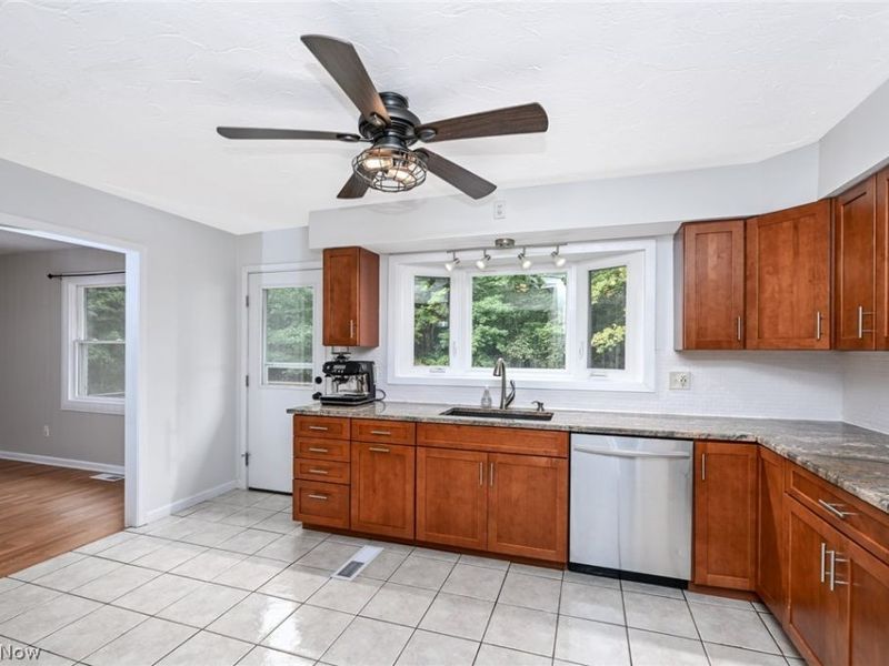 12945 Chamberlain Road, Aurora, OH 44202 Photo 12