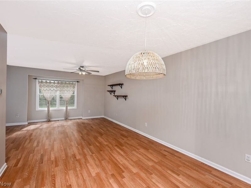 12945 Chamberlain Road, Aurora, OH 44202 Photo 7