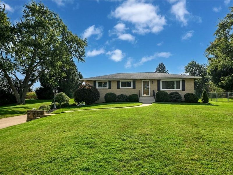 1420 Whitehall Drive, Mogadore, OH 44260 Photo 2