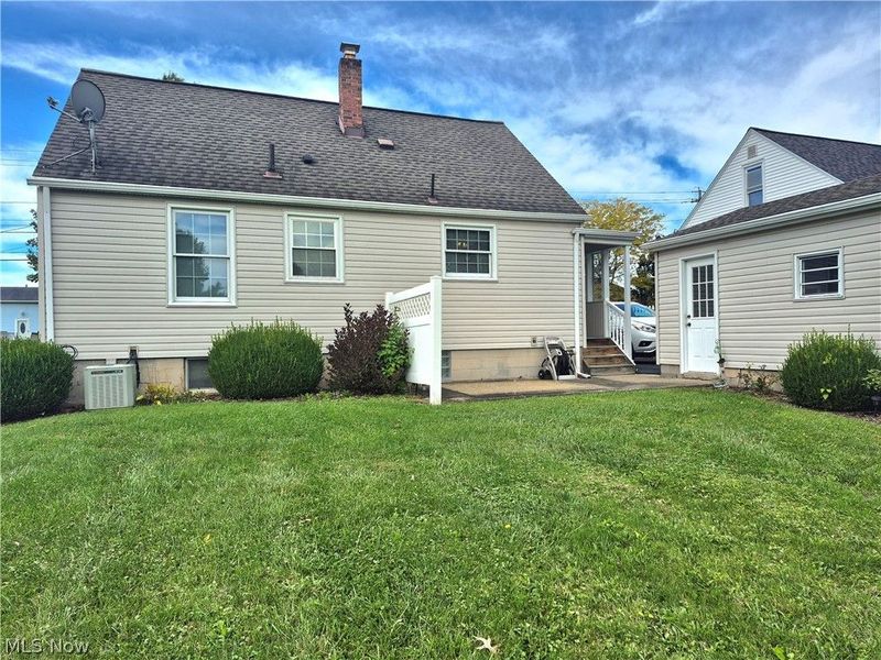 4546 N Leavitt Road NW, Warren, OH 44485 Photo 6