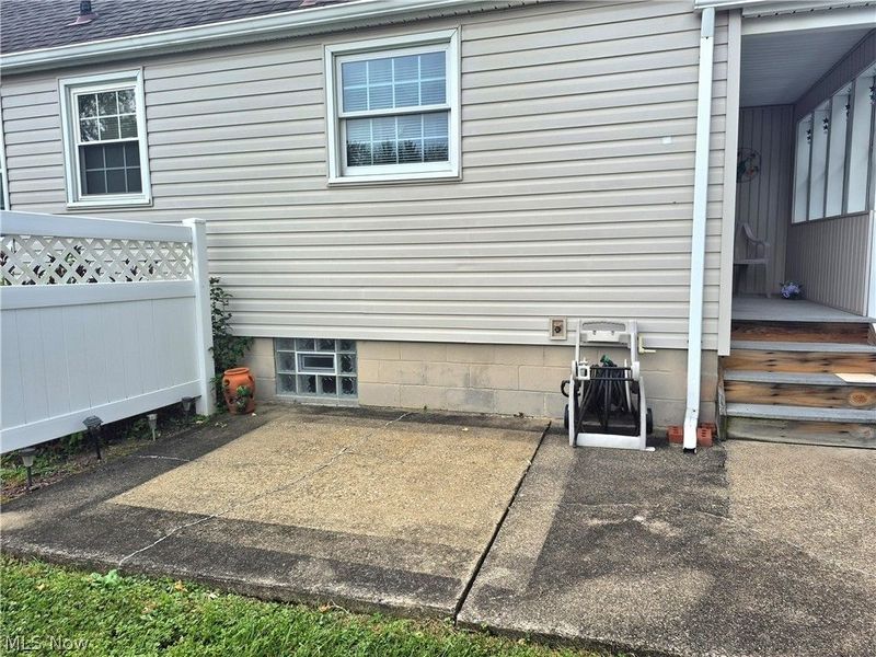 4546 N Leavitt Road NW, Warren, OH 44485 Photo 7