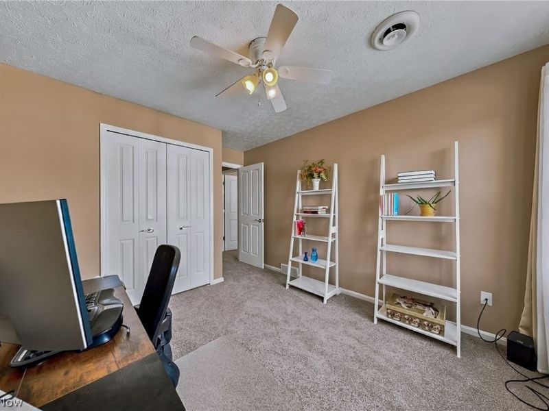 23453 Grist Mill Court, Unit 4, Olmsted Falls, OH 44138 Photo 31