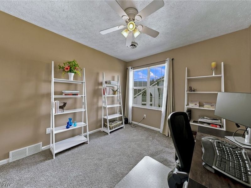 23453 Grist Mill Court, Unit 4, Olmsted Falls, OH 44138 Photo 32