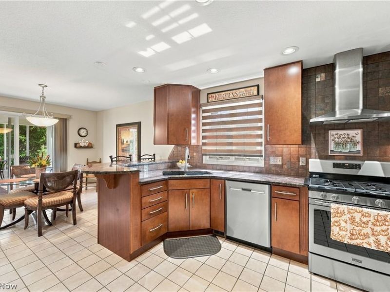 7866 Walnut Street, Unit B, Boardman, OH 44512 Photo 12