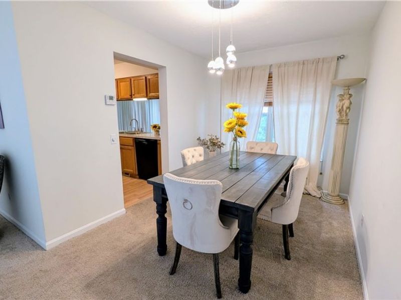 4865 Quarry Lane, Unit 61, Richmond Heights, OH 44143 Photo 10