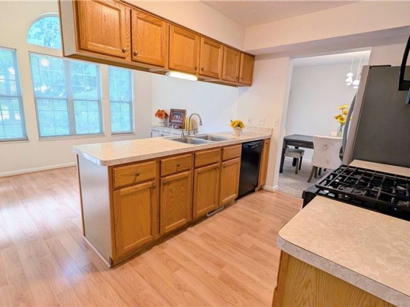 4865 Quarry Lane, Unit 61, Richmond Heights, OH 44143 Photo 12