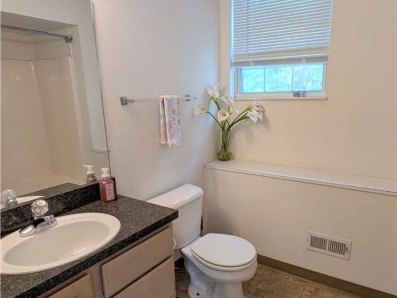 4865 Quarry Lane, Unit 61, Richmond Heights, OH 44143 Photo 21