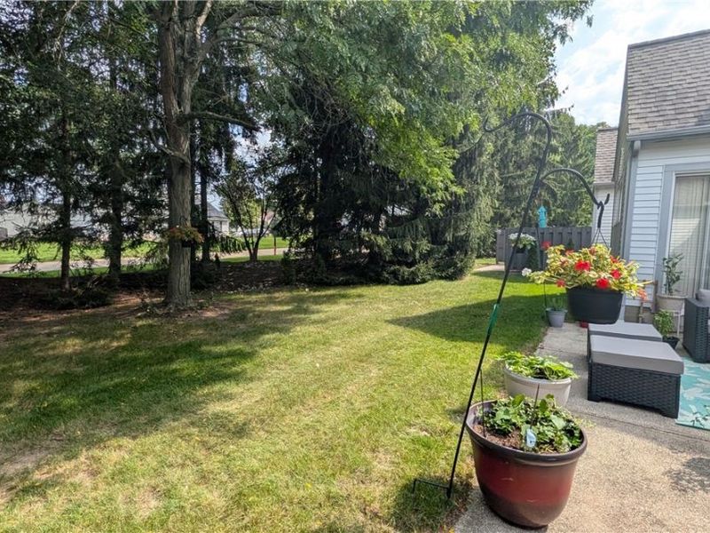4865 Quarry Lane, Unit 61, Richmond Heights, OH 44143 Photo 6