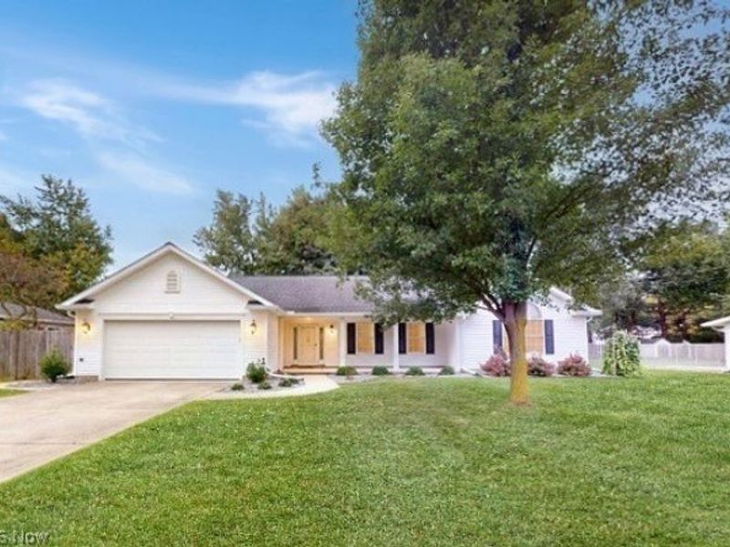 775 N Lake Street, Madison, OH 44057 Photo 1