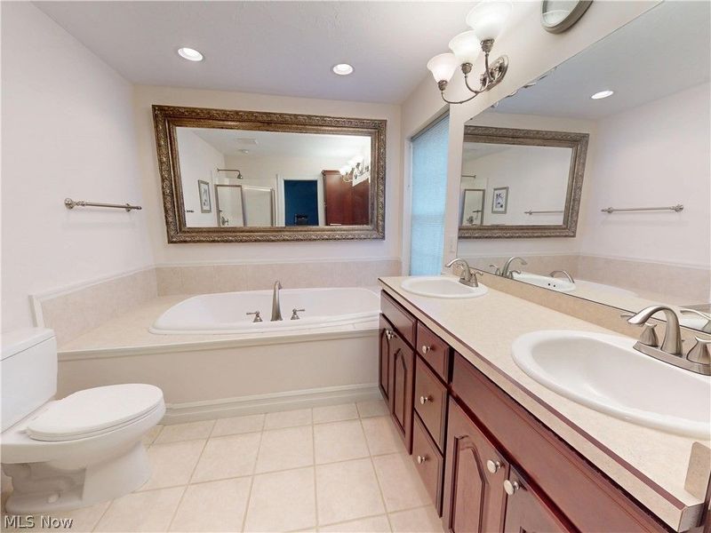 775 N Lake Street, Madison, OH 44057 Photo 12