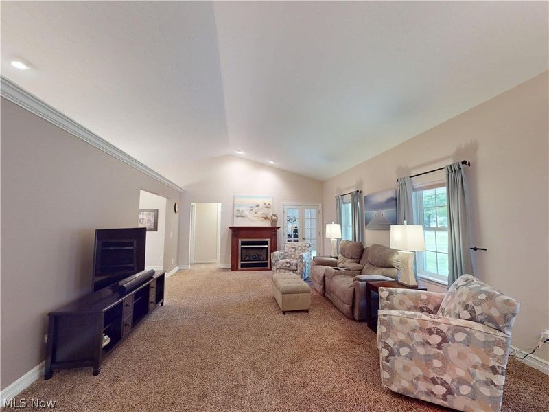 775 N Lake Street, Madison, OH 44057 Photo 6