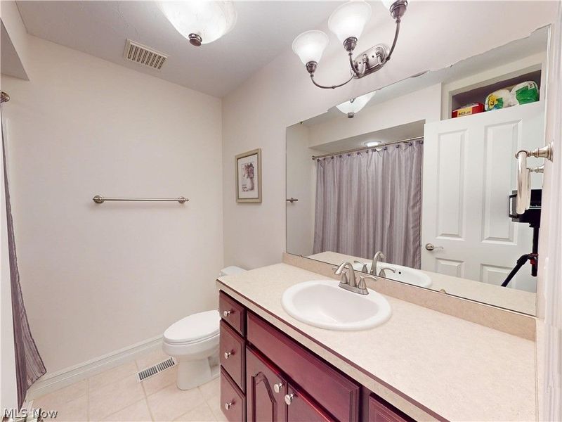 775 N Lake Street, Madison, OH 44057 Photo 9