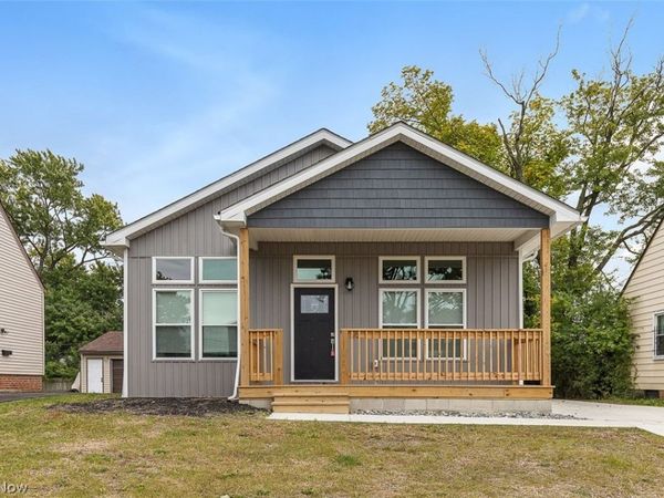 21206 Hansen Road , Maple Heights, OH 44137