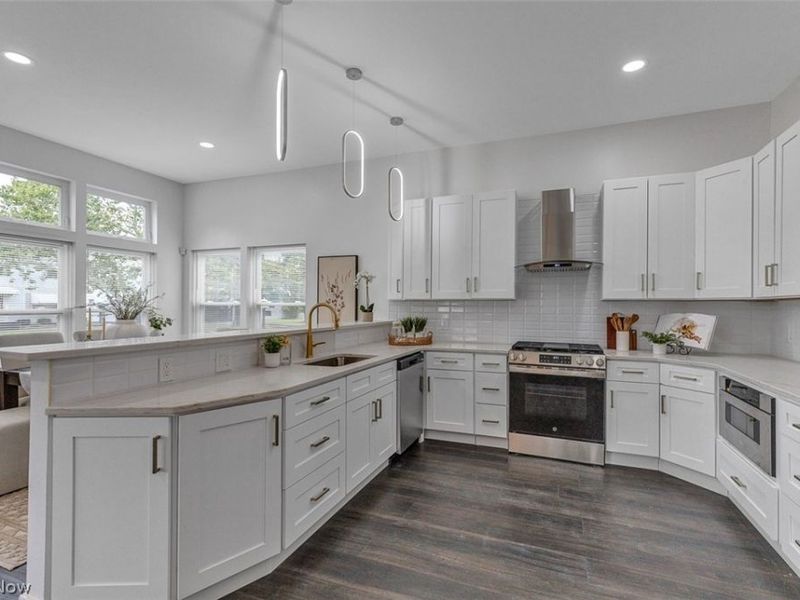 21206 Hansen Road, Maple Heights, OH 44137 Photo 9